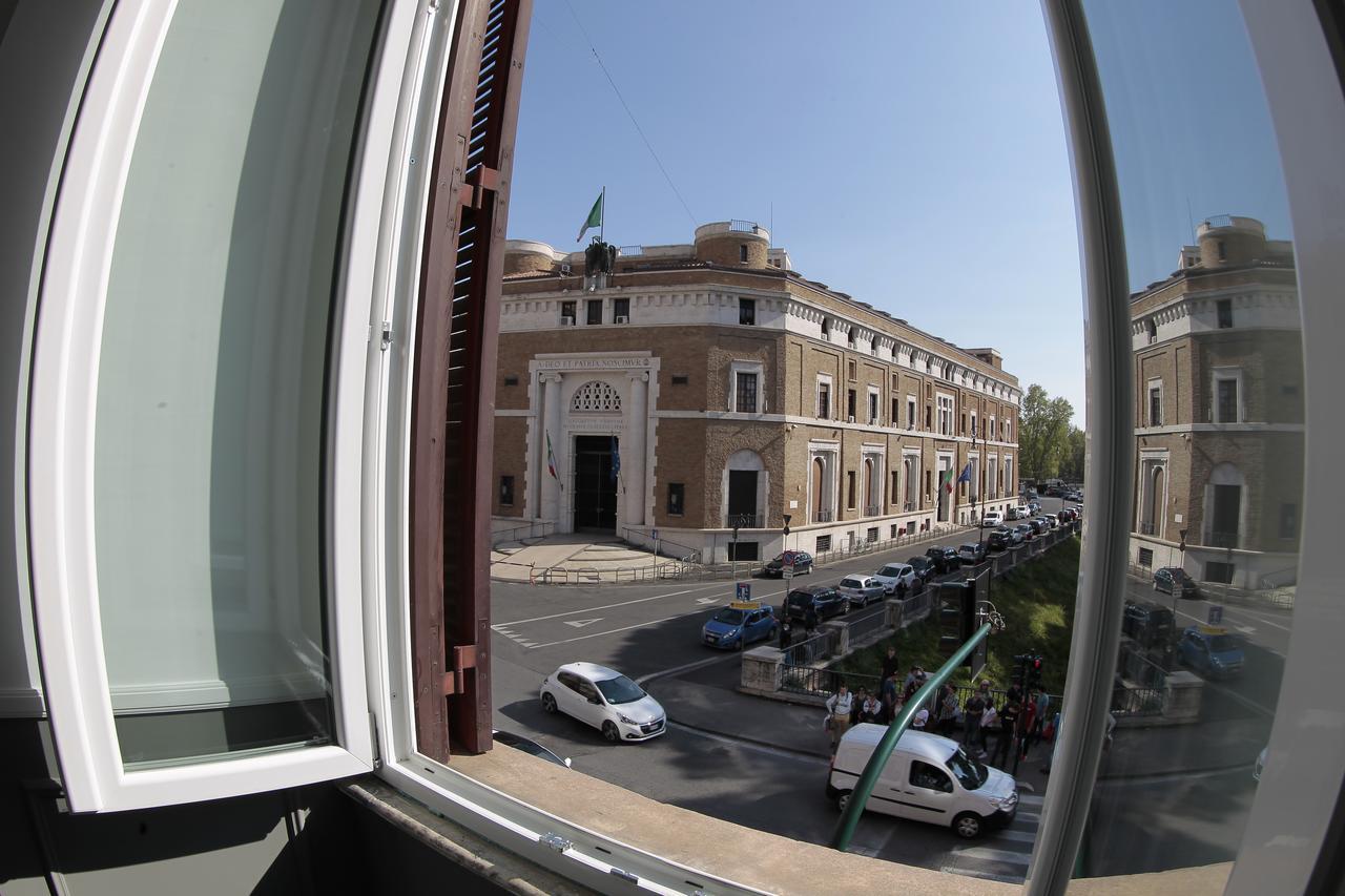 We Love Roma Guesthouse Extérieur photo